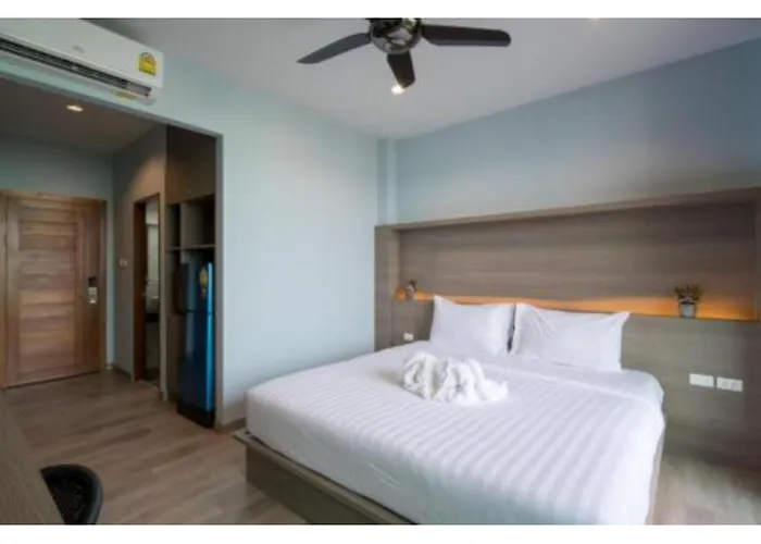 Peace Blue Naiharn Naturist Resort Phuket Sha Extra Plus