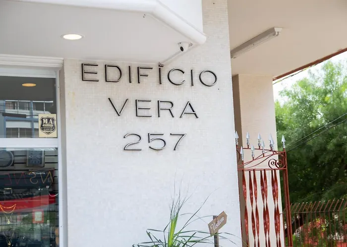 Apê Confortável no Centro de Águas de Lindóia