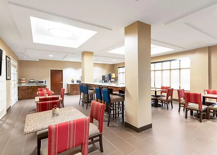 Comfort Inn & Suites Pine Bluff