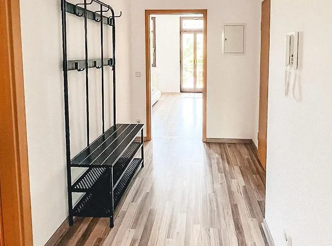 Zentrum, 2R, Balkon, WiFi, 4P, modern, ruhig