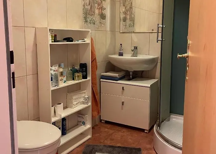 Gemütliche exklusive 2 Zimmer 67 qm Vollausstattung
