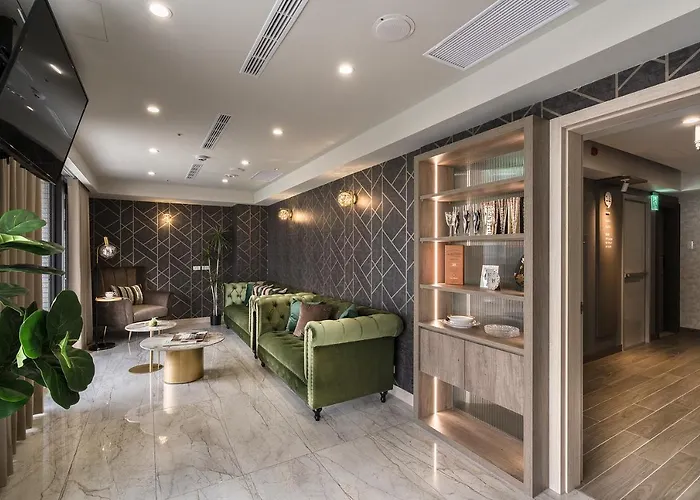 Comma Boutique Hotel