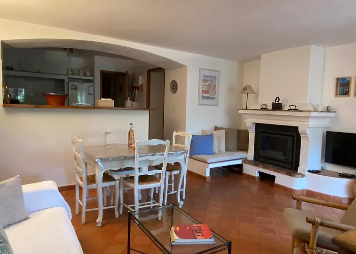 Ferme Du Moulin Roux- 2 Superbes Appartements- 2Cbres Chacun- Classe 3 Etoiles, Climatises