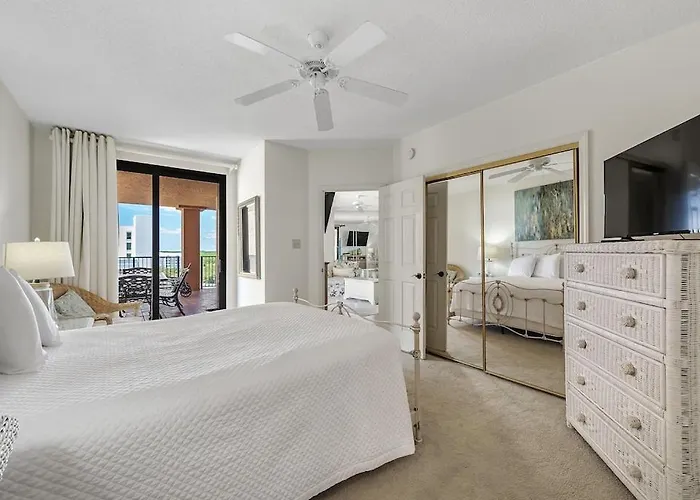 Four Seasons Unit 704E