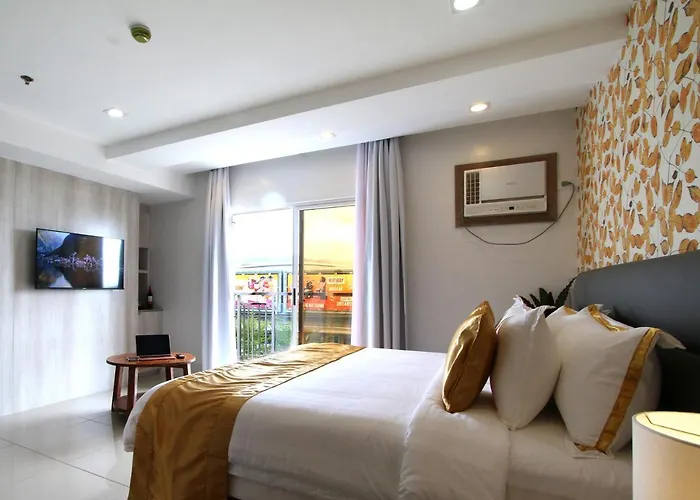 Carlosta Hotel