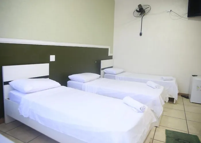 Hotel e Alojamento Jurubatuba