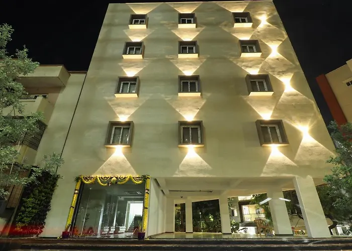 Treebo Sriz Cozy Seethamadhara