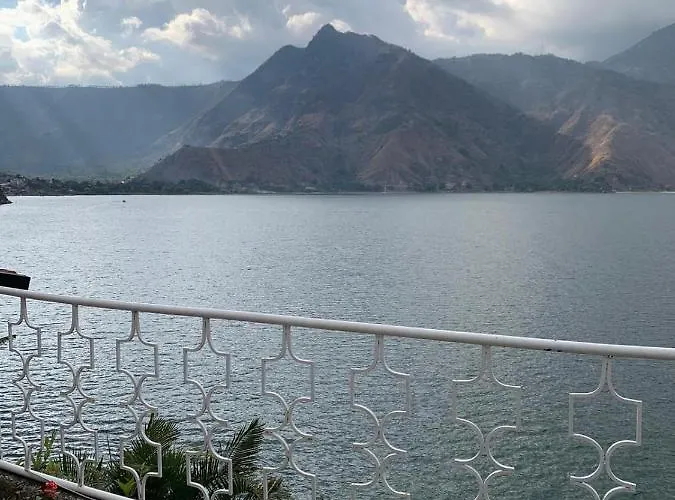 Hotel Villa del Lago, Gladys