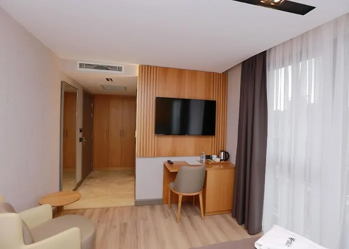 Pikola Otel