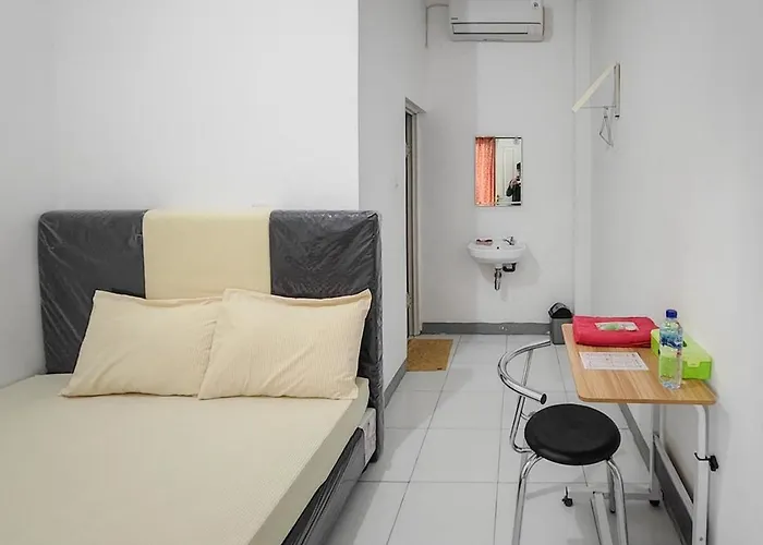 Shekinah Homestay & Cafe Waikabubak Redpartner