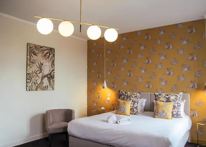 Hotel 3 Etoiles - Le Petit Perier