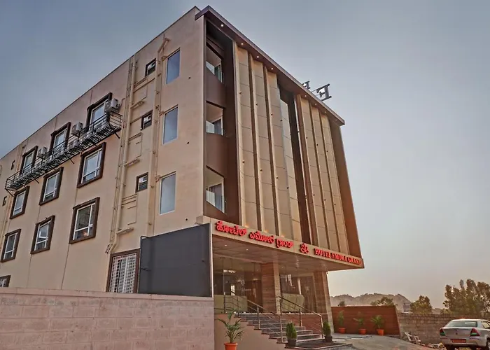 Treebo Emora Grand - Near Bangalore Airport