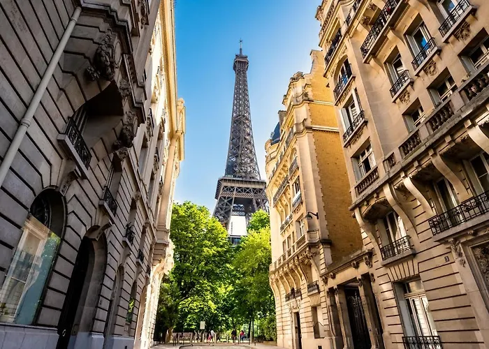 Staycity Aparthotels Paris La Defense