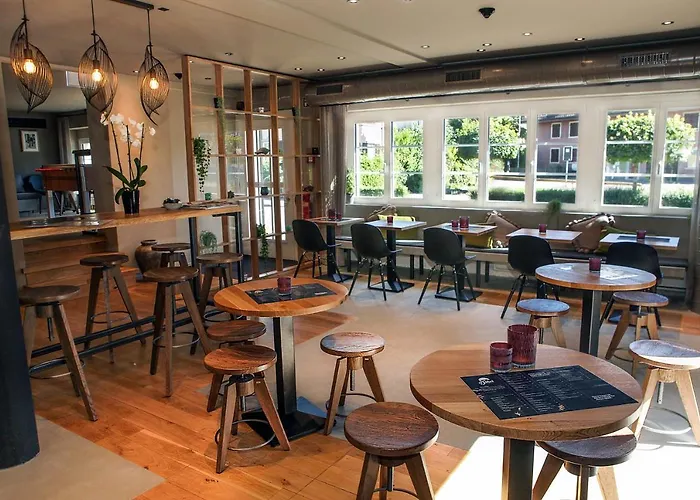 Dihei - Hotel, Lounge, Bar