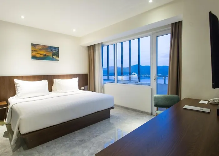Hotel Santika Premiere Ambon