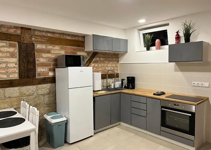 Apartments Badallee 4