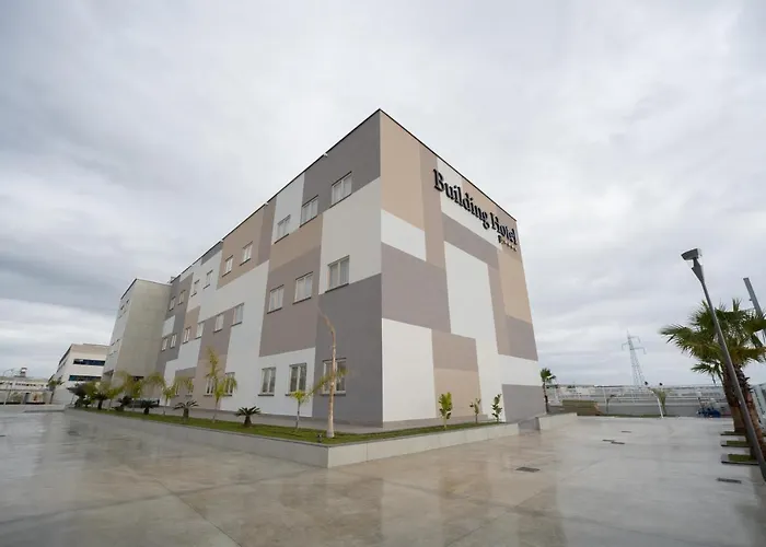 Building Hotel
