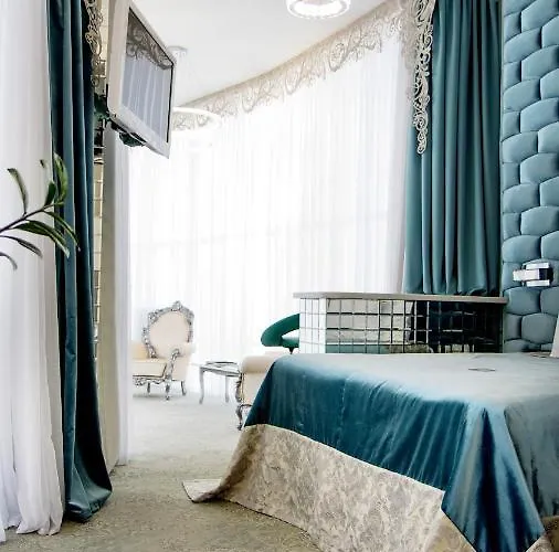 Boutique Spa Casino Hotel Lybid Plaza