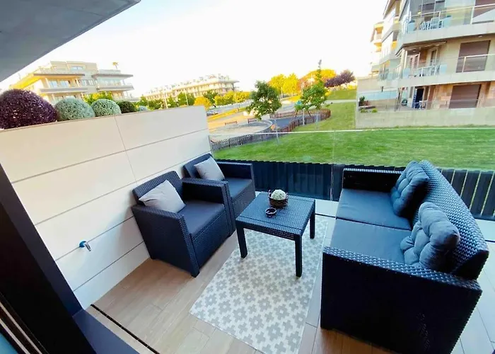 Apartamento En Edificio Nuevo Con Piscina