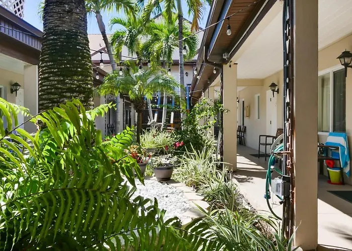 Palm Crest Resort Motel