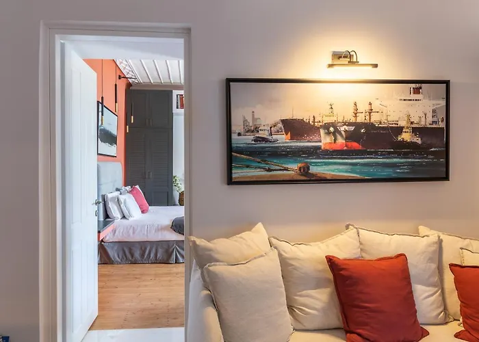 Camara Suites