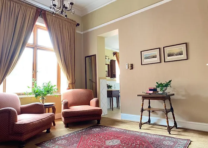 Kimberley Club Guesthouse
