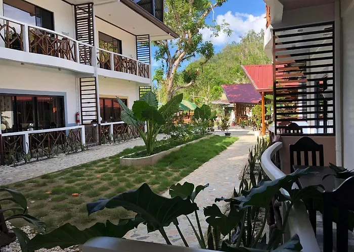 Hotel Oasis Port Barton