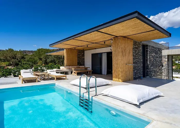 Akra Grammeno Beachfront Villas