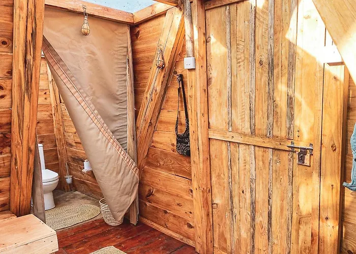 Foresight Eco Lodge & Safari