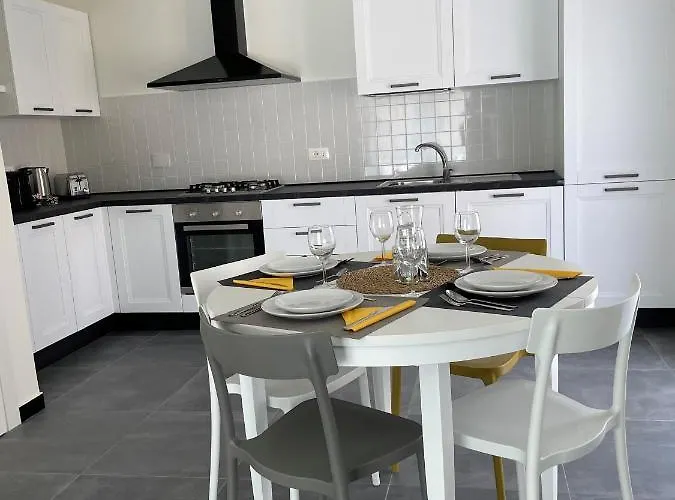 Casa Gelindo - Large And Fine Apartment With Two Bathrooms