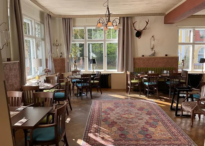 Bahnhofshotel Die Neue Bühne
