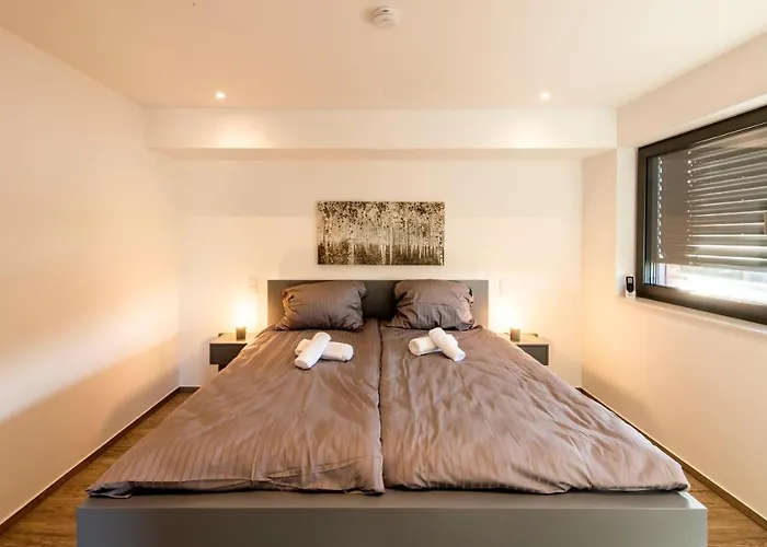 Luxury Penthouse Near Kleve - 3 Bedrooms - 6 People - 2 Bathrooms