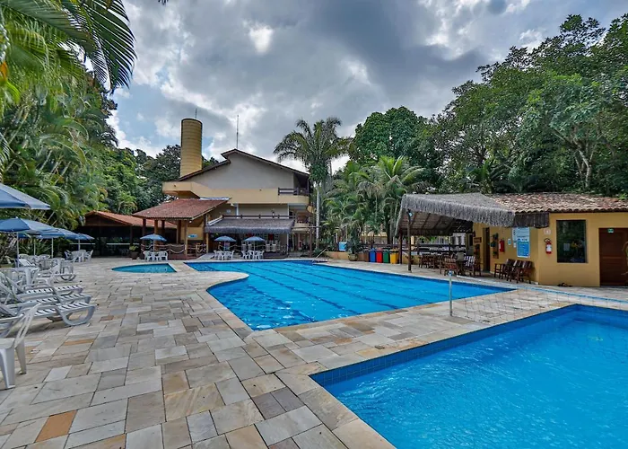 Riviera de São Lourenço Flat estúdio 220 Amarilis, 03 piscina climatizada, serviço de hotelaria, limpeza e troca de toalhas diária, carregador veiculo elétrico e serviço de praia finais de semana WiFi 500
