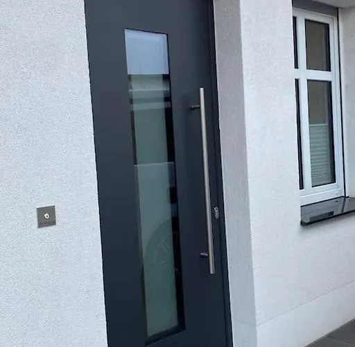 Schöne Ferienwohnung im Ergeschoss mit Terrasse