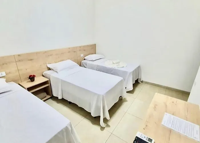 Deluz Hotel