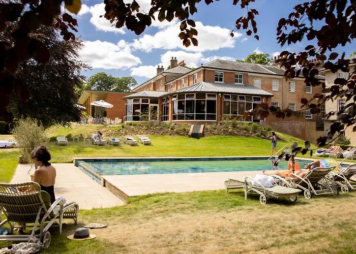 The Retreat, Elcot Park