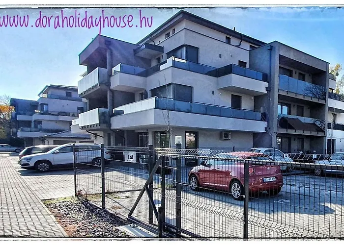 Marina Apartment By Dora