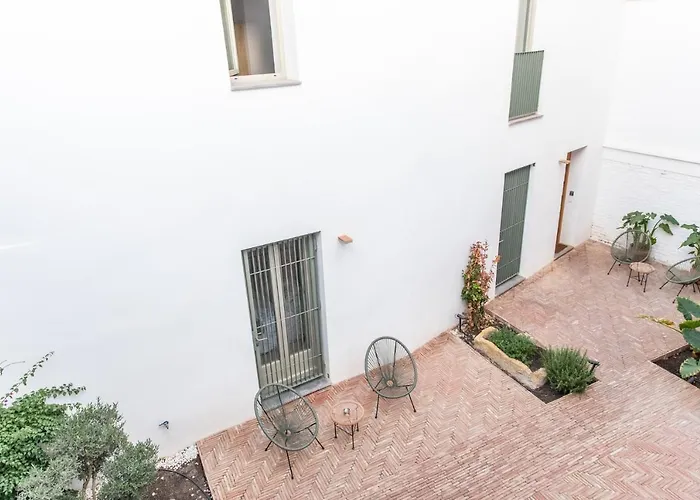 Patio Del Lino