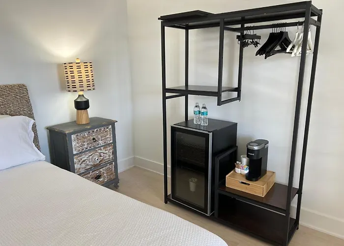 Elaine'S Cape May Boutique Hotel
