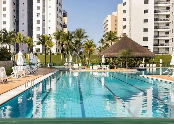 RIVIERA DE SÃO LOURENÇO - CONDO ACQUA A 0,5 MINUTO DA PRAIA - estilo resort! Apto com ar condicionado e wifi