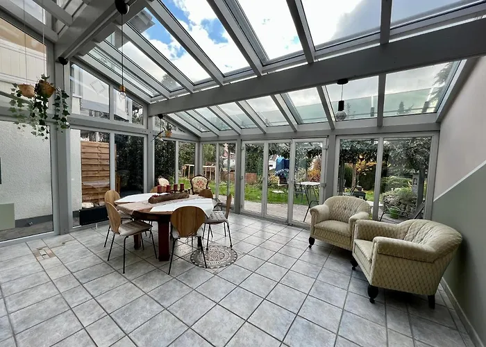 Ferienwohnung Müllheim - mit Garten und Wintergarten
