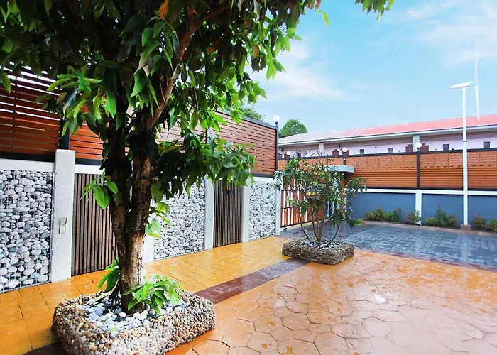 Avarin Resort