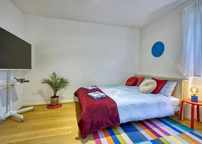 Homestwenty3 - Home One