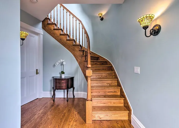 Charming Greenport Gem 1, 1 Mile To Ferry!