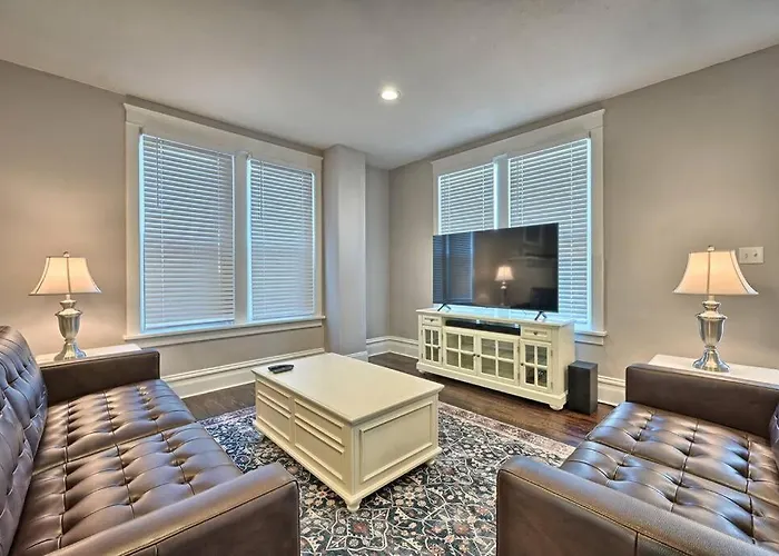 Suites On Seneca - Lovely 2 Bed 1 Bath Apartment