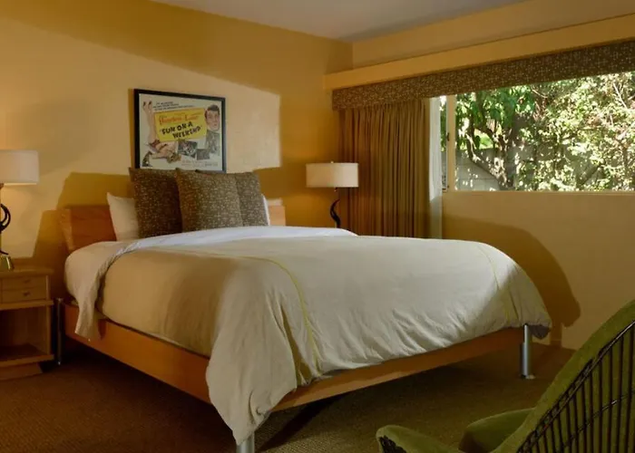 Orbit In - 21 And Over - A Town & Desert Boutique Hotel (Adults Only)