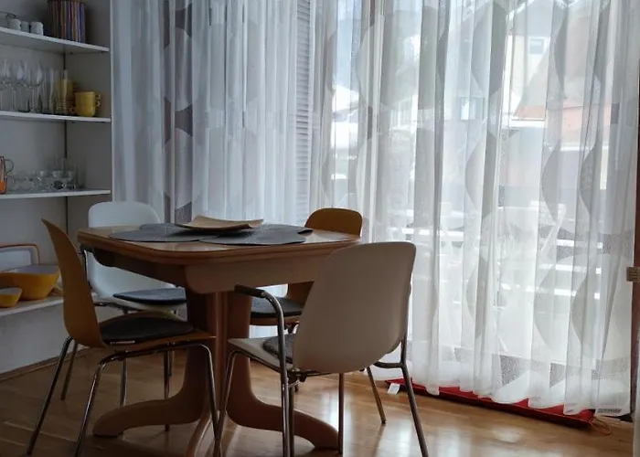 Apartma 198