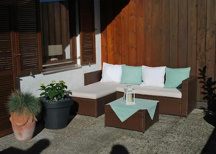 Wohnung direkt am Tegernsee mit XL-Terrasse