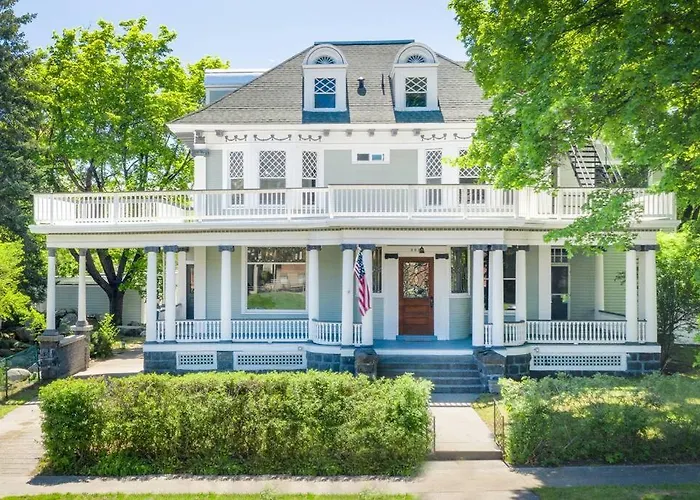 Entire Main Level Of Beautiful Historic Home