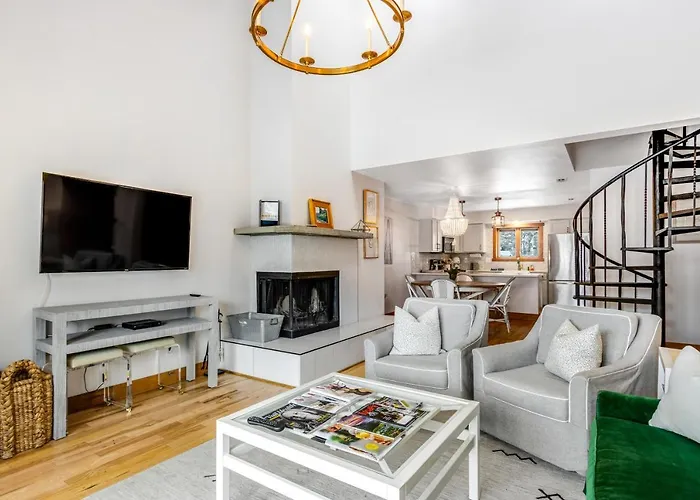 2 Bed 2 Bath Apartment In Avon